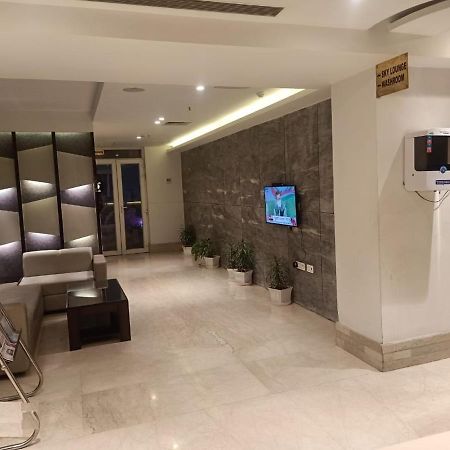 The Orlov Hotel Panipat Luaran gambar