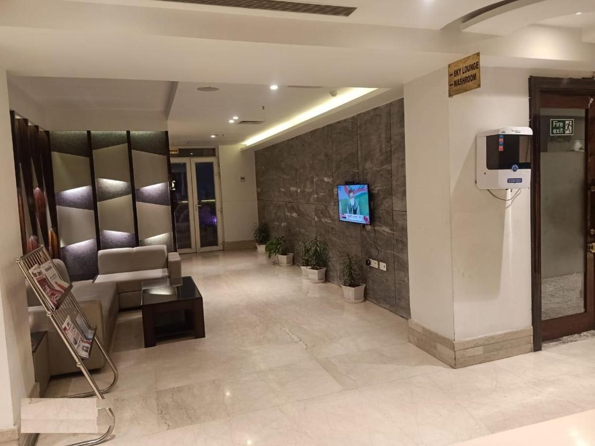 The Orlov Hotel Panipat Luaran gambar