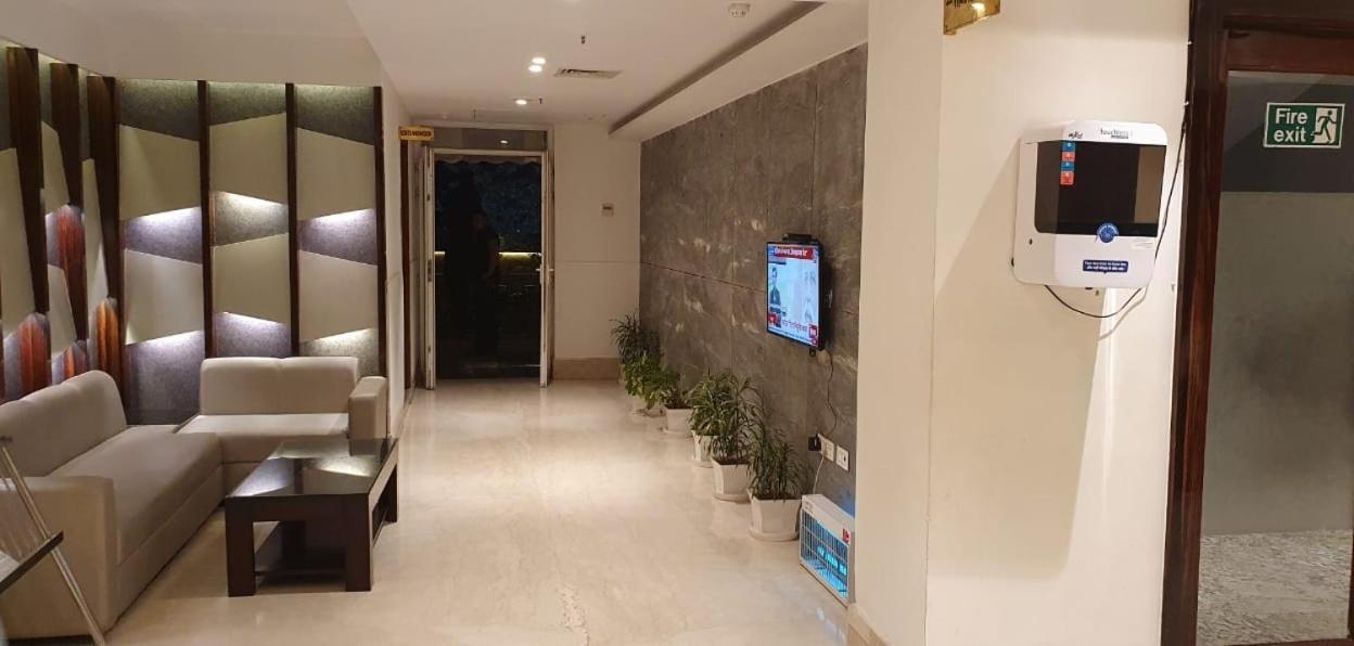 The Orlov Hotel Panipat Luaran gambar