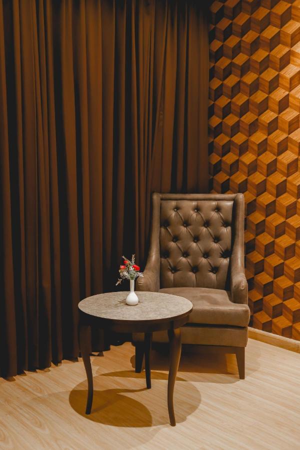 The Orlov Hotel Panipat Luaran gambar