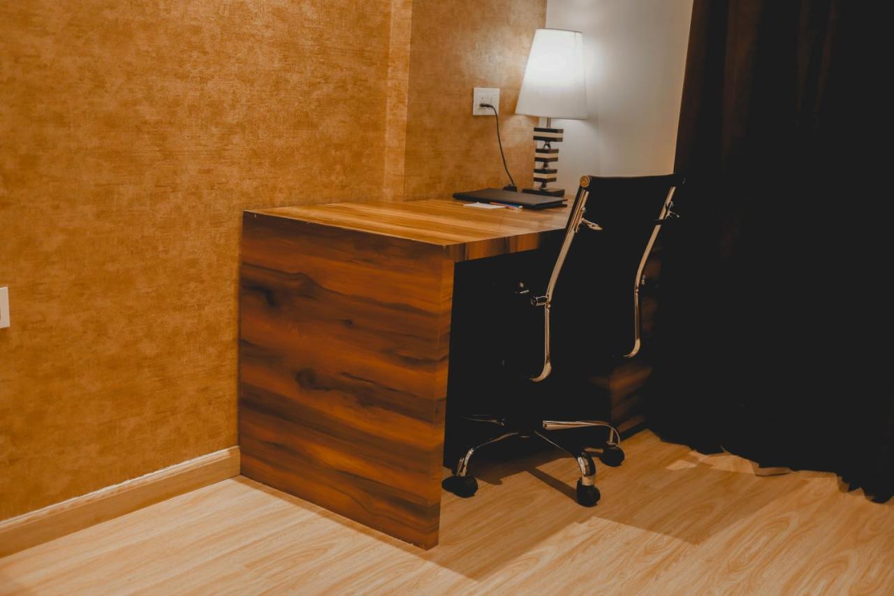 The Orlov Hotel Panipat Luaran gambar