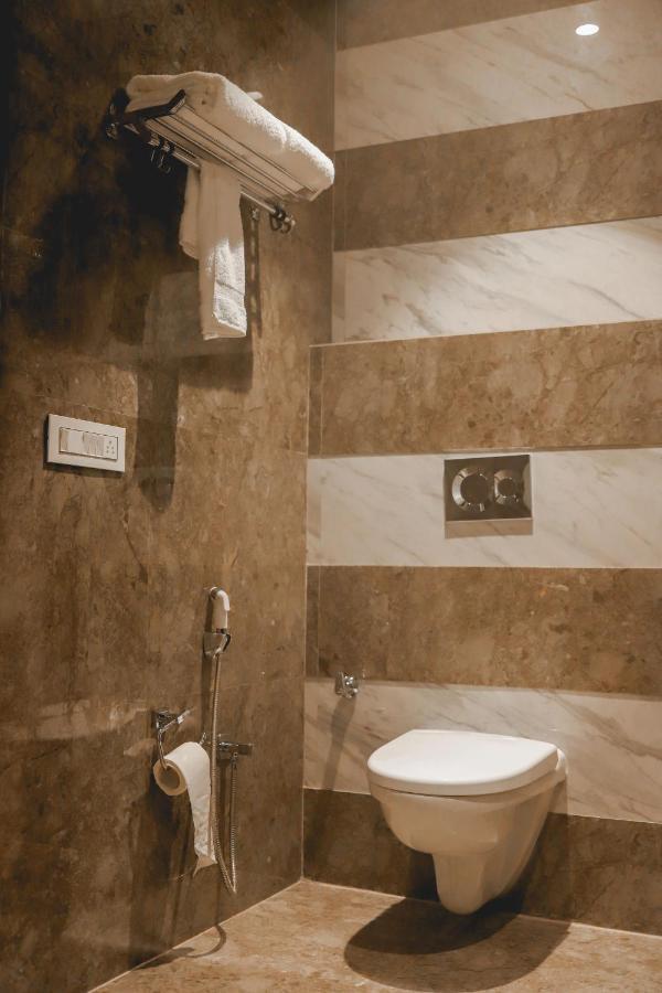 The Orlov Hotel Panipat Luaran gambar